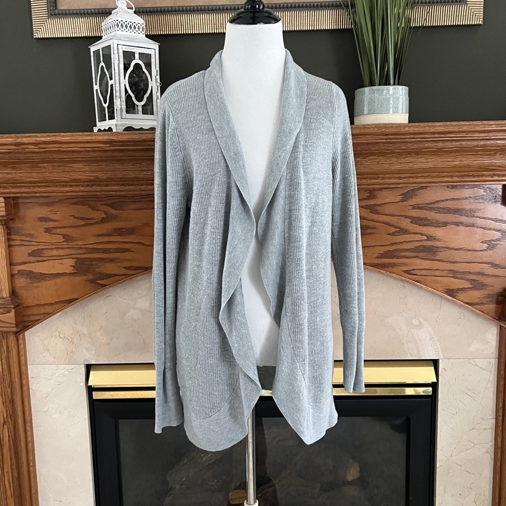 A New Day Gray‎ Ruffle Cardigan Sweater Sz. L